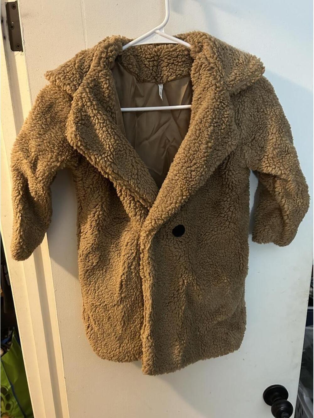 Brand new kid’s Tan long line teddy coat, size 7-8 years